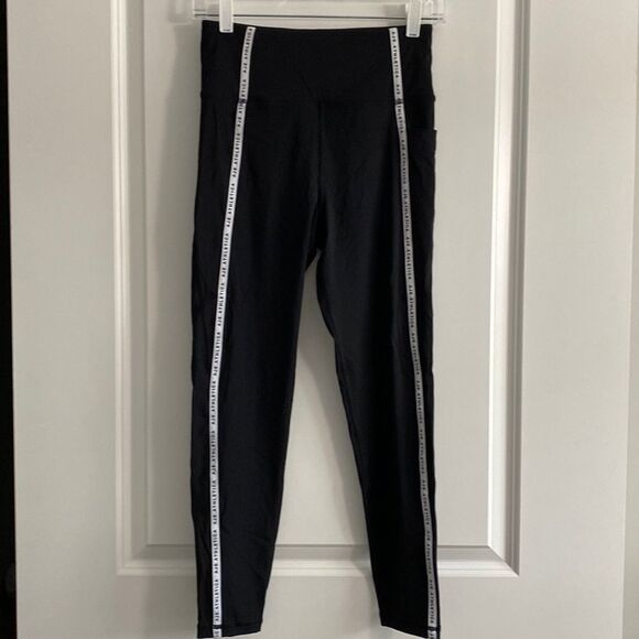 Aje Athletica Contrast Logo Full Length Legging Size Medium - Picture 2 of 10